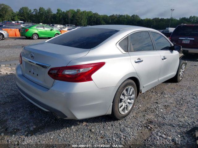2018 NISSAN ALTIMA 1N4AL3AP7JC264878 Photo 3