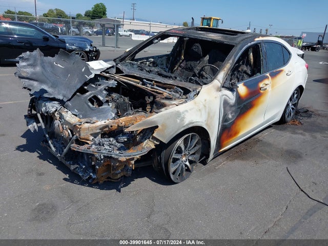 Acura TLX 2015 19UUB1F39FA017435 Image 2