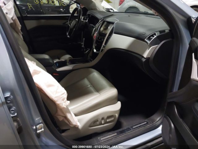 3GYFNEE33ES613817 Cadillac Srx Luxury Collection