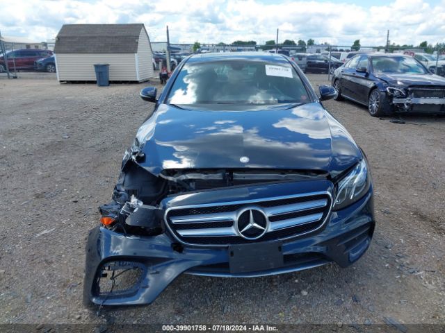 WDDZF4KB4HA021523 Mercedes-Benz E 300 4matic