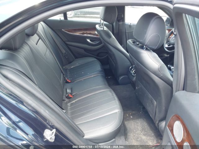 WDDZF4KB4HA021523 Mercedes-Benz E 300 4matic