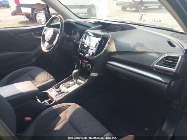 JF2SKAEC5NH417491 Subaru Forester Premium