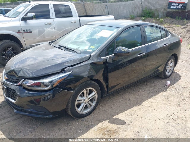 Chevrolet Cruze Lt Auto 2017 1G1BE5SMXH7112081 Image 2