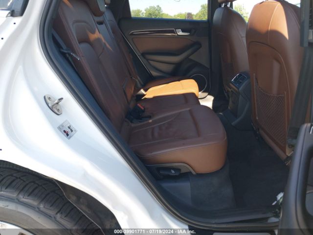 WA1LFAFP8FA143782 Audi Q5 2.0t Premium