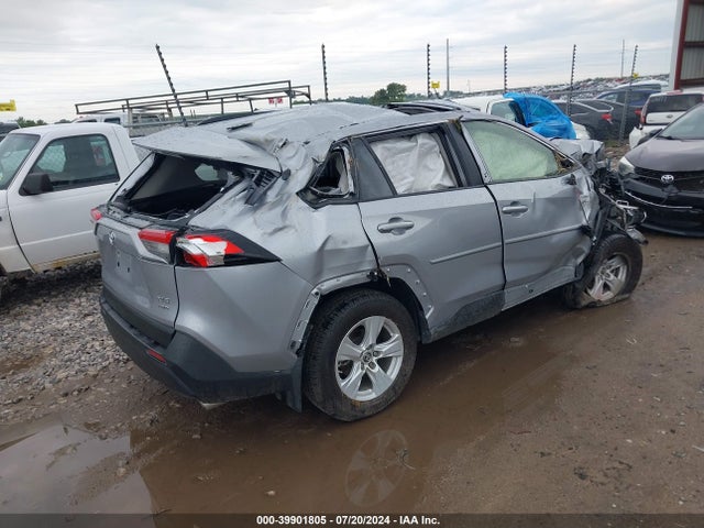 Toyota Rav4 Xle 2019 JTMP1RFV3KD501995 Image 4