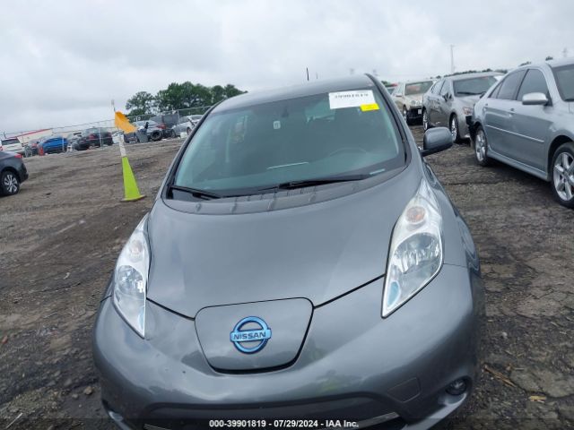 1N4AZ0CP0FC330012 Nissan LEAF S