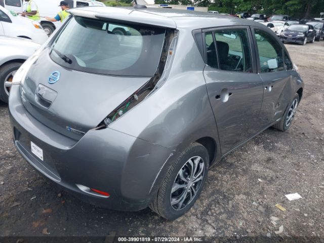 1N4AZ0CP0FC330012 Nissan LEAF S