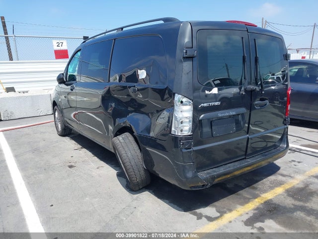 W1YV0BEY3N4174334 Mercedes-Benz m274