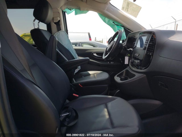 W1YV0BEY3N4174334 Mercedes-Benz m274