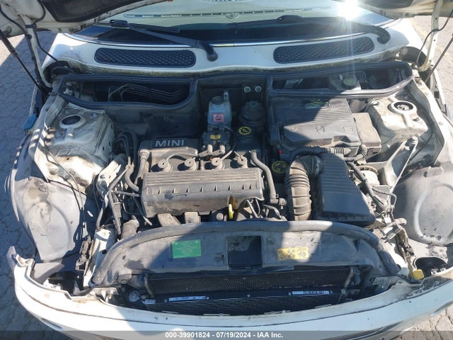 2006 MINI COOPER WMWRC33566TK72130 Photo 9