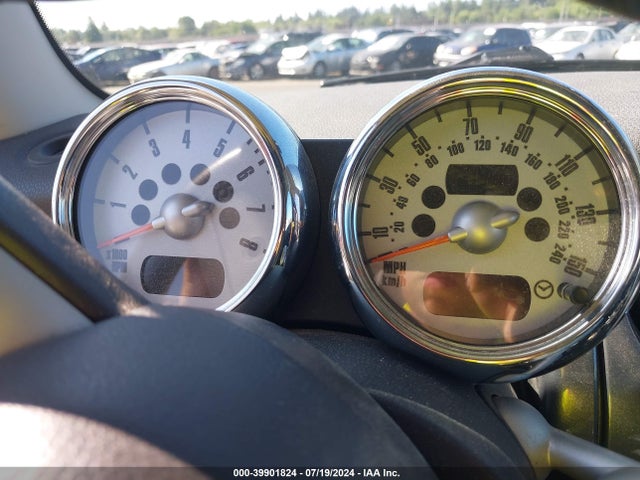 2006 MINI COOPER WMWRC33566TK72130 Photo 6