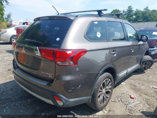 JA4AZ3A31GZ020911 Mitsubishi Outlander Sel