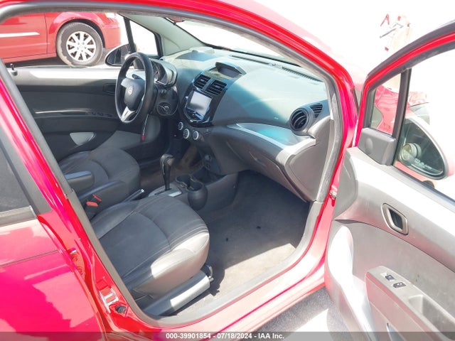 Chevrolet Spark 1lt Auto 2014 KL8CD6S98EC569144 Image 5