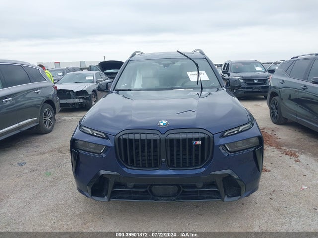 5UX33EM09S9W70512 BMW X7 M60i