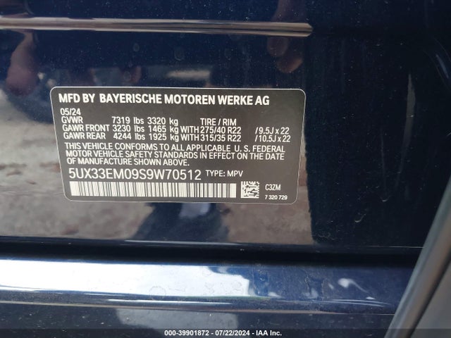 5UX33EM09S9W70512 BMW X7 M60i