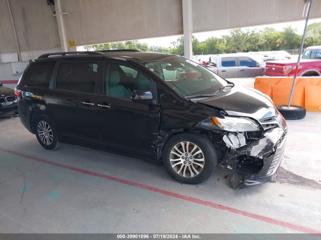 2018 5TDYZ3DC0JS916383 main image