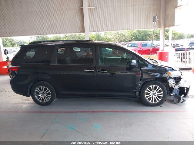Toyota Sienna Xle 8 Passenger 2018 5TDYZ3DC0JS916383 Image 14