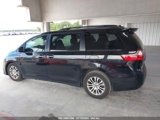 Toyota Sienna Xle 8 Passenger 2018 5TDYZ3DC0JS916383 Image 15