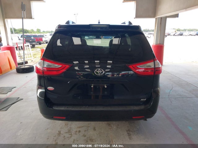 Toyota Sienna Xle 8 Passenger 2018 5TDYZ3DC0JS916383 Image 17