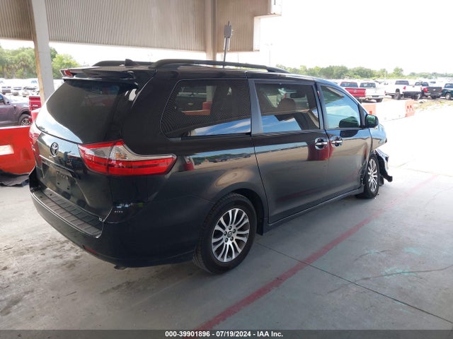 Toyota Sienna Xle 8 Passenger 2018 5TDYZ3DC0JS916383 Image 4