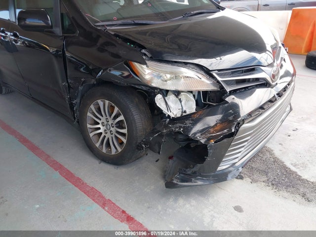Toyota Sienna Xle 8 Passenger 2018 5TDYZ3DC0JS916383 Image 6