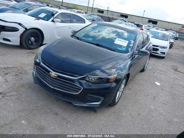 Chevrolet MALIBU LT 2018 1G1ZD5STXJF143500 Image 2