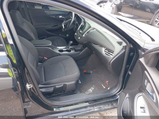 Chevrolet MALIBU LT 2018 1G1ZD5STXJF143500 Image 5