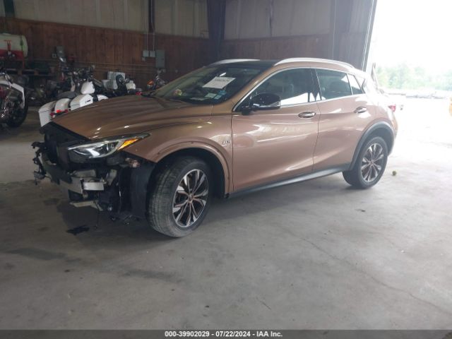 SJKCH5CR3JA044175 Infiniti Qx30 Premium