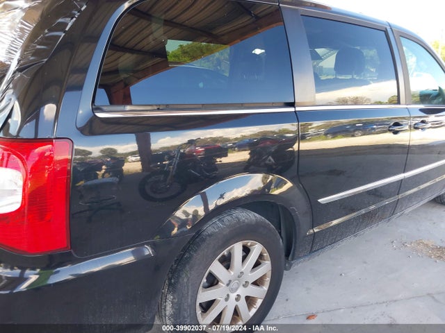 2C4RC1BG1GR174187 Chrysler Town & Country Touring