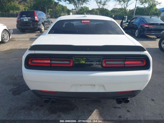 2C3CDZBT3GH315205 Dodge Challenger R/t Plus