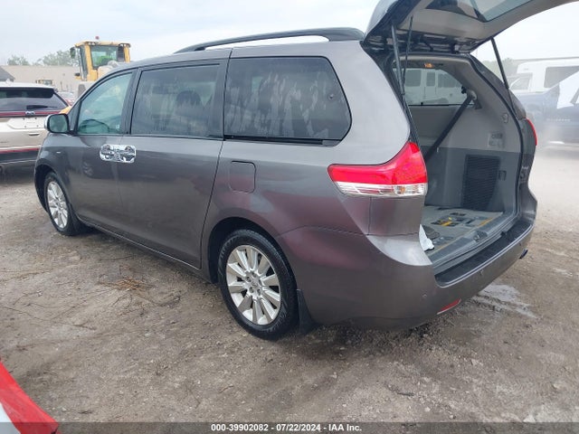Toyota Sienna Xle 7 Passenger 2014 5TDDK3DC9ES079884 Image 3
