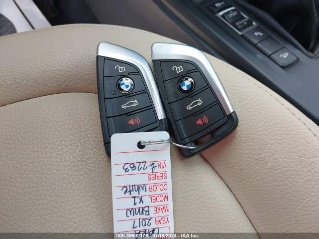 2017 BMW X1 WBXHT3C33H5F87302 Photo 10