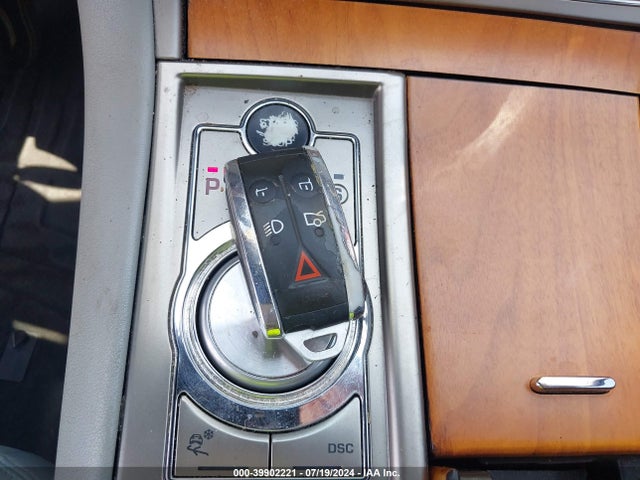 2009 JAGUAR XF SAJWA05B29HR18799 Photo 10