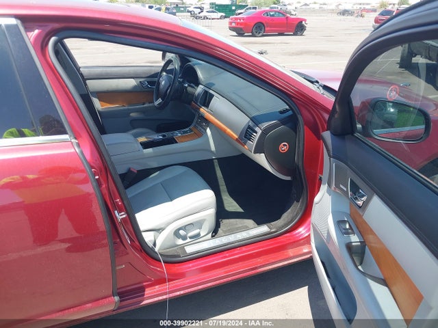 2009 JAGUAR XF SAJWA05B29HR18799 Photo 4