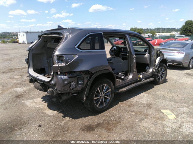 5TDJZRFH6JS551382 Toyota Highlander Xle