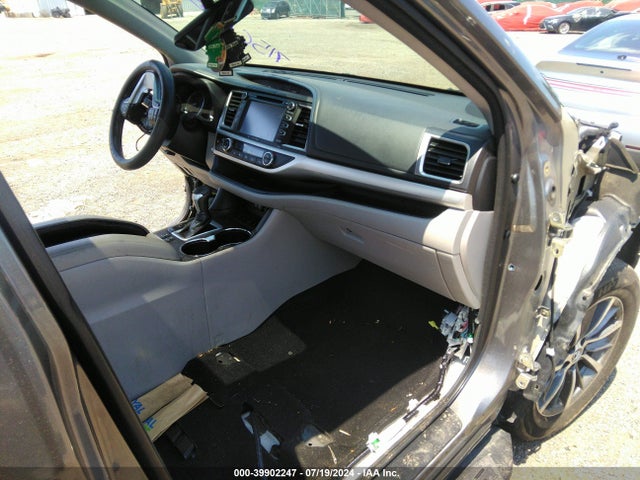 5TDJZRFH6JS551382 Toyota Highlander Xle