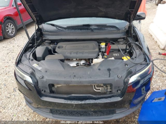 1C4PJMCBXKD413782 Jeep Cherokee Latitude 4x4