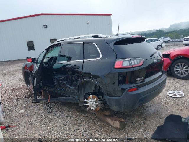 1C4PJMCBXKD413782 Jeep Cherokee Latitude 4x4