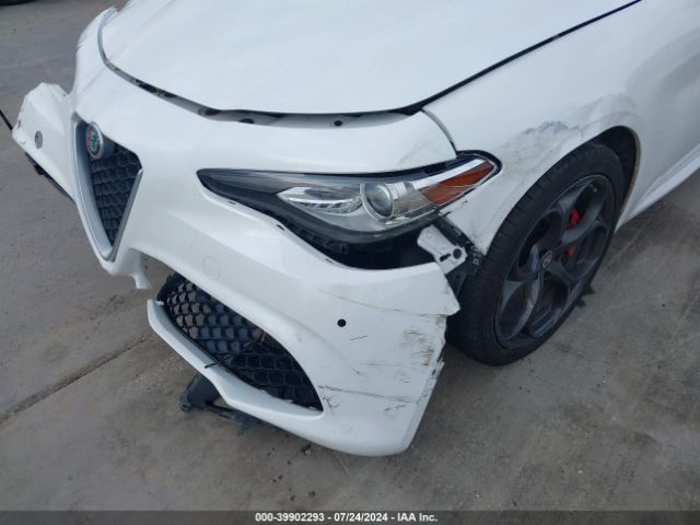 ZARFAEEN7H7540494 Alfa Romeo Giulia Ti Awd
