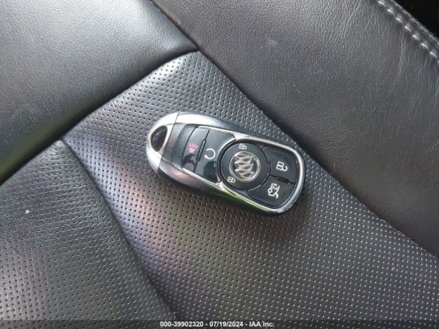 1G4ZP5SZ6JU109712 Buick Lacrosse Essence