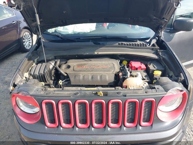ZACCJBAB2JPJ11468 Jeep Renegade Upland Edition 4x4