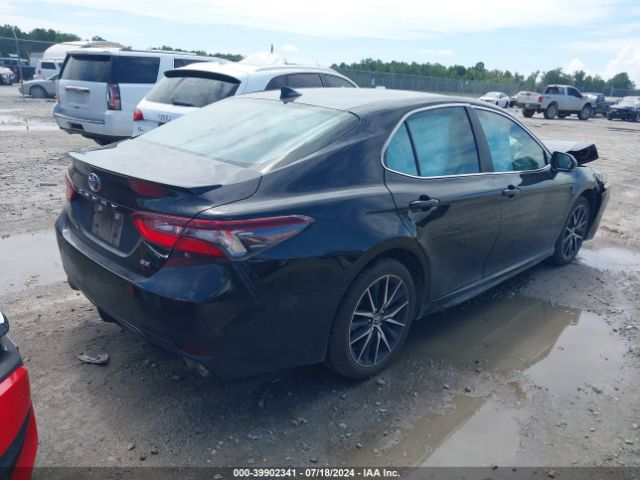 4T1G11AKXRU870079 Toyota CAMRY SE