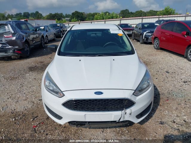 1FADP3E21HL234527 Ford FOCUS S