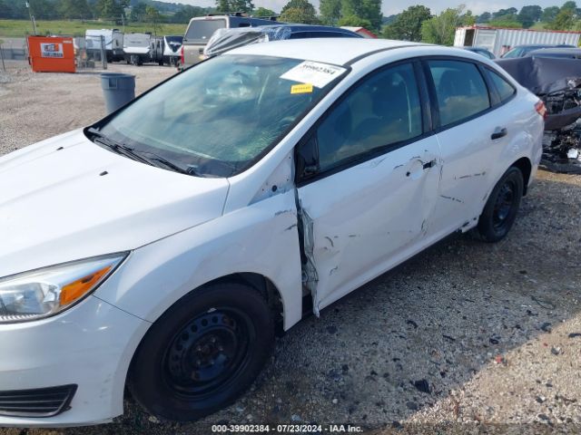 1FADP3E21HL234527 Ford FOCUS S