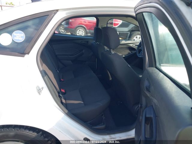 1FADP3E21HL234527 Ford FOCUS S