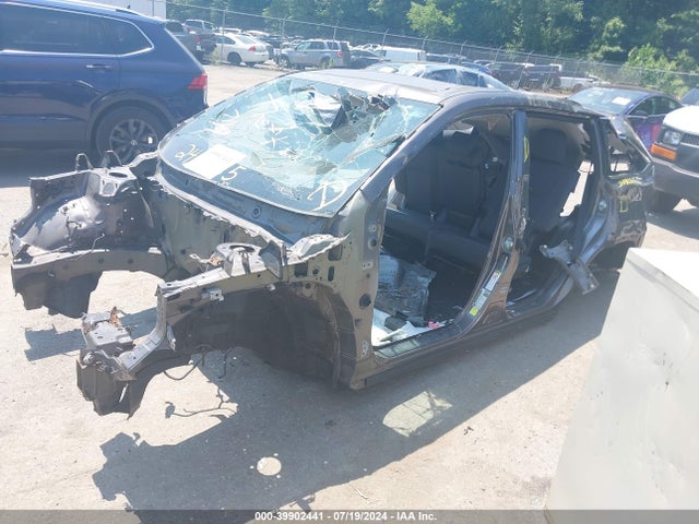 5TDZARFH8ES004615 Toyota Highlander Le