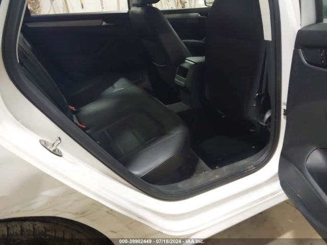1VWAT7A36FC103196 Volkswagen Passat 1.8t Limited Edition