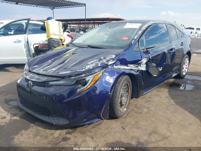 Toyota COROLLA LE 2021 5YFEPMAEXMP235343 Image 2