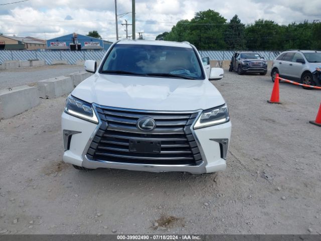 JTJHY7AXXG4196450 Lexus LX 570
