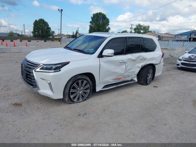 JTJHY7AXXG4196450 Lexus LX 570